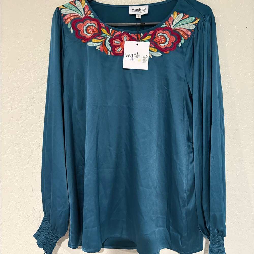 Washco Apparel ‘Lori’ Blue Embellished Cuffed Sleeve Blouse with Bib Collar